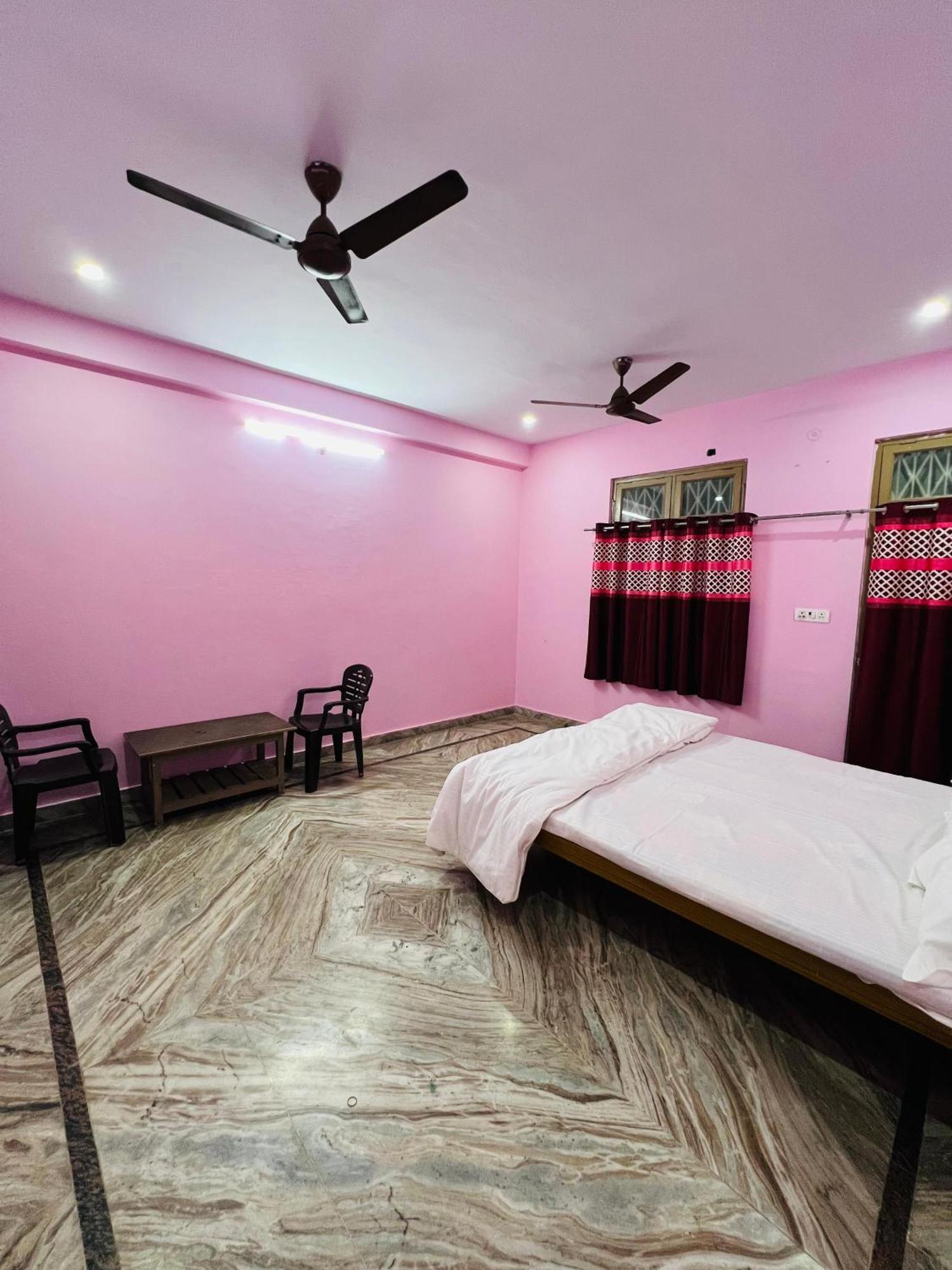 Annapurna Homestays Varanasi Esterno foto