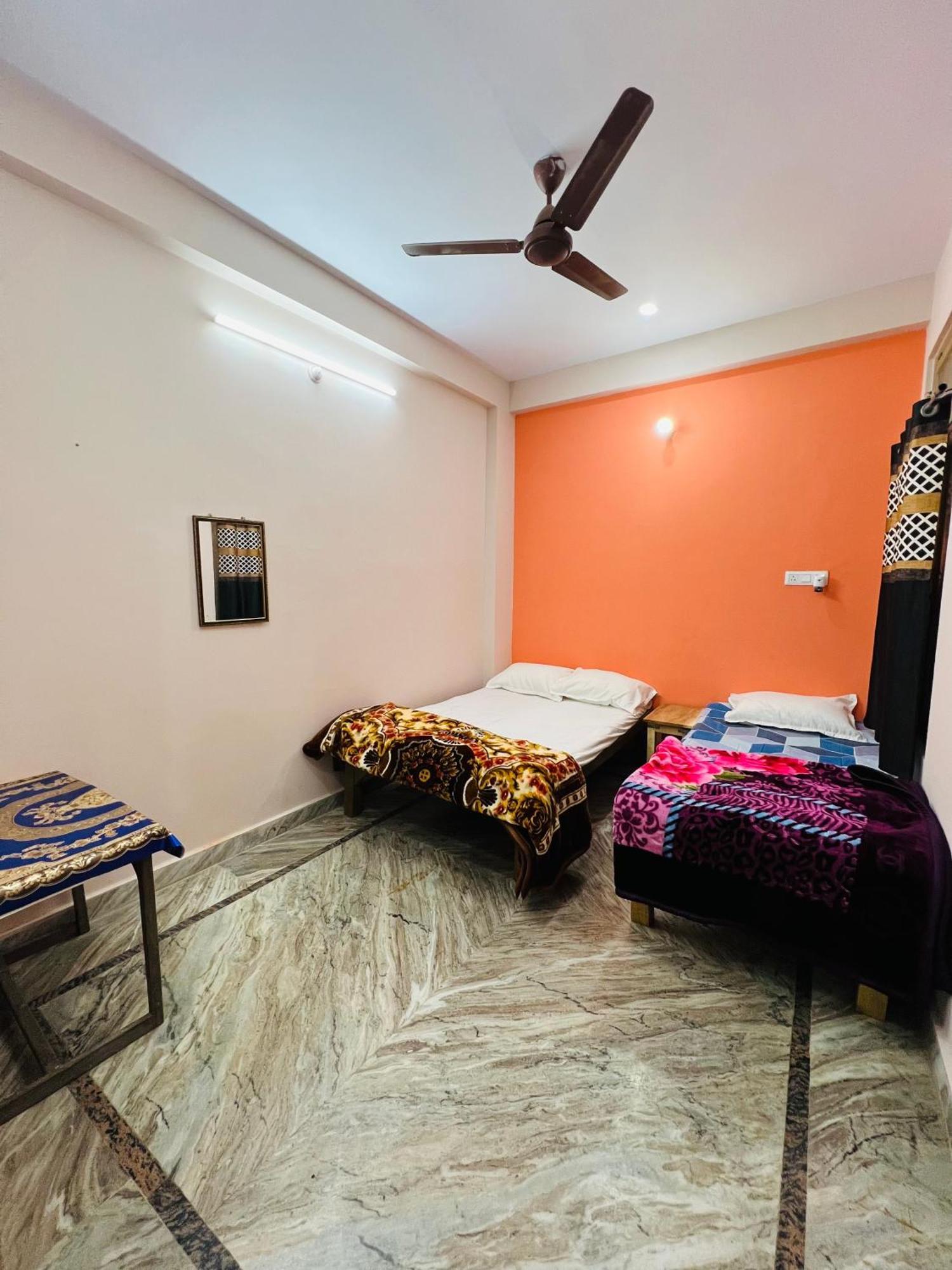 Annapurna Homestays Varanasi Esterno foto